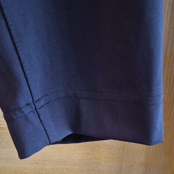 Livi Active Black Joggers Drawstring And Elastic Waistband Pockets Size 14/16 - Picture 3 of 6